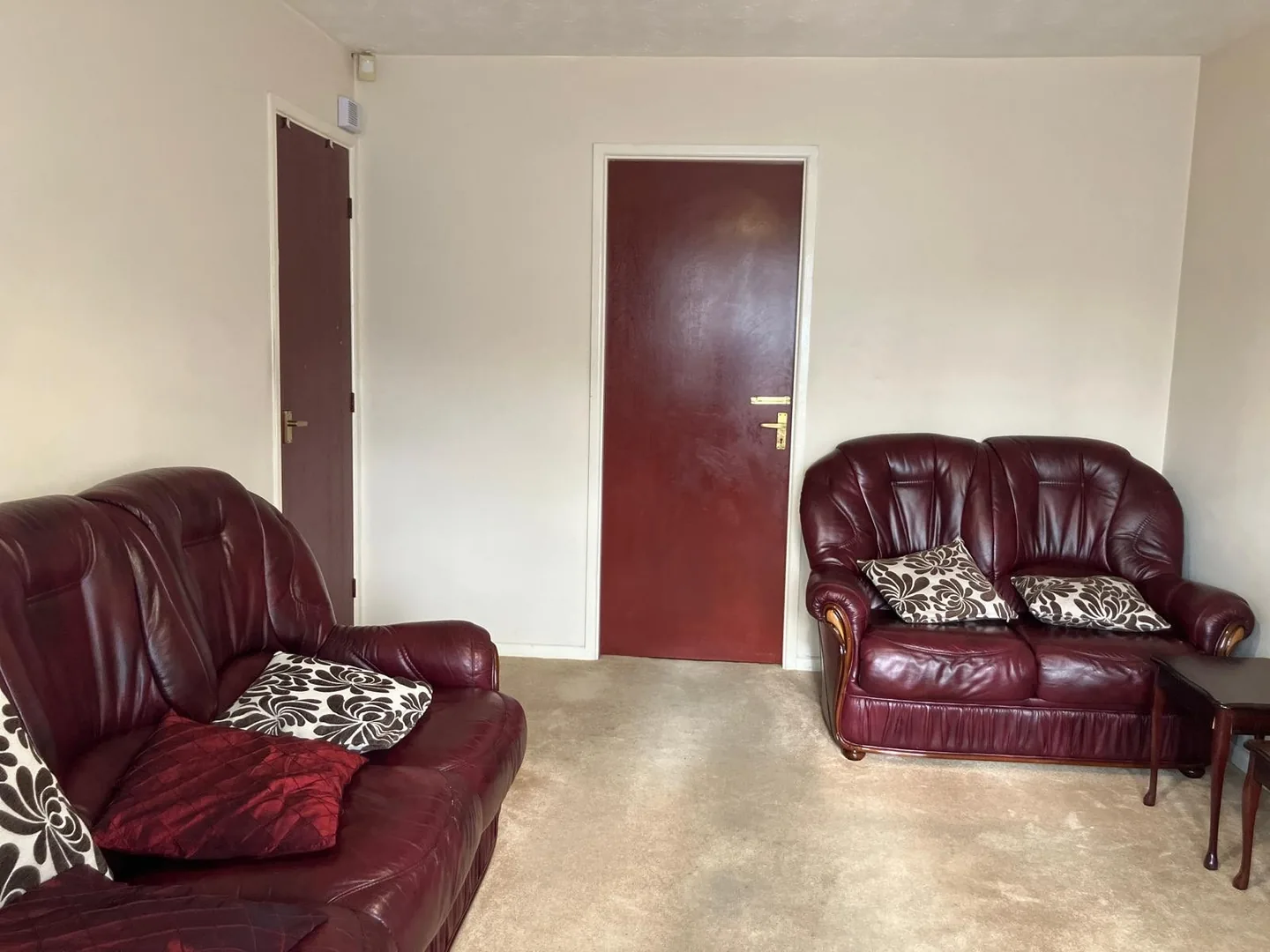 2 Bedroom Semi-Detached, 28 Pimpernal Drive — photo 4