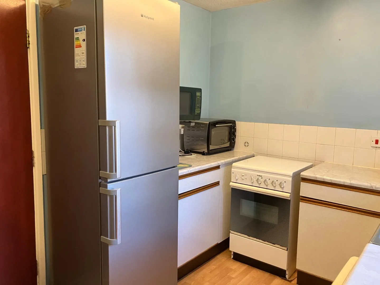 2 Bedroom Semi-Detached, 28 Pimpernal Drive — photo 7