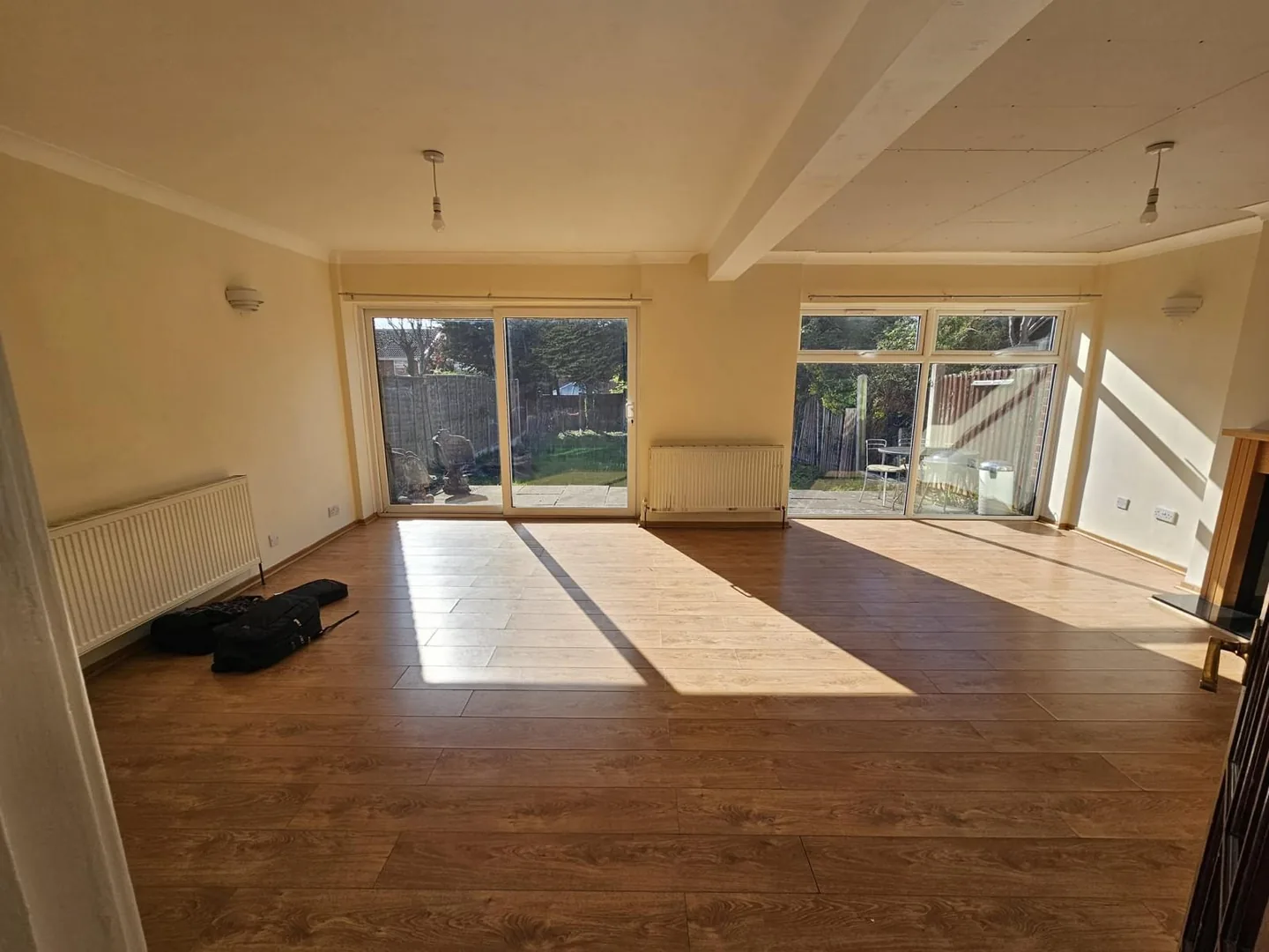 3 Bedroom Detached, 23 Launceston Close — photo 2