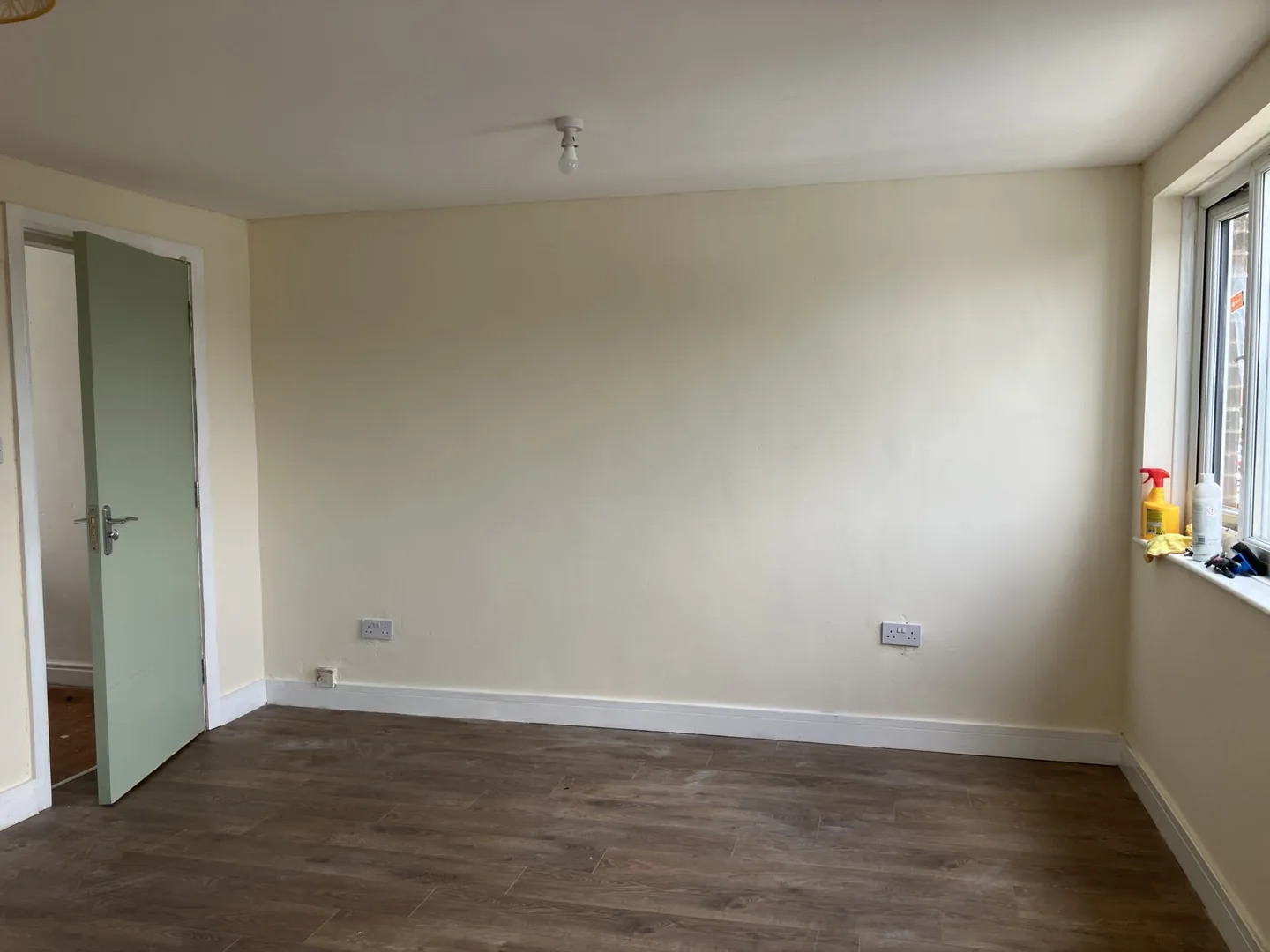 1 Bedroom Flat, 2a No. 2 Bicknell Croft — photo 7