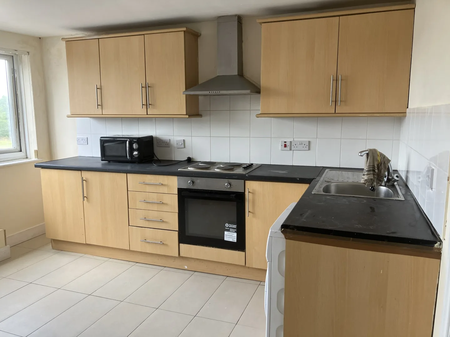 1 Bedroom Flat, 2a No. 2 Bicknell Croft — photo 8