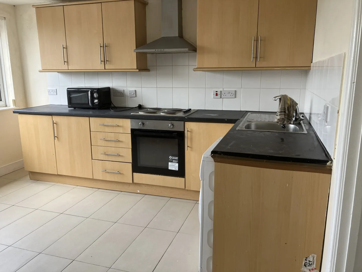 1 Bedroom Flat, 2a No. 2 Bicknell Croft — photo 9