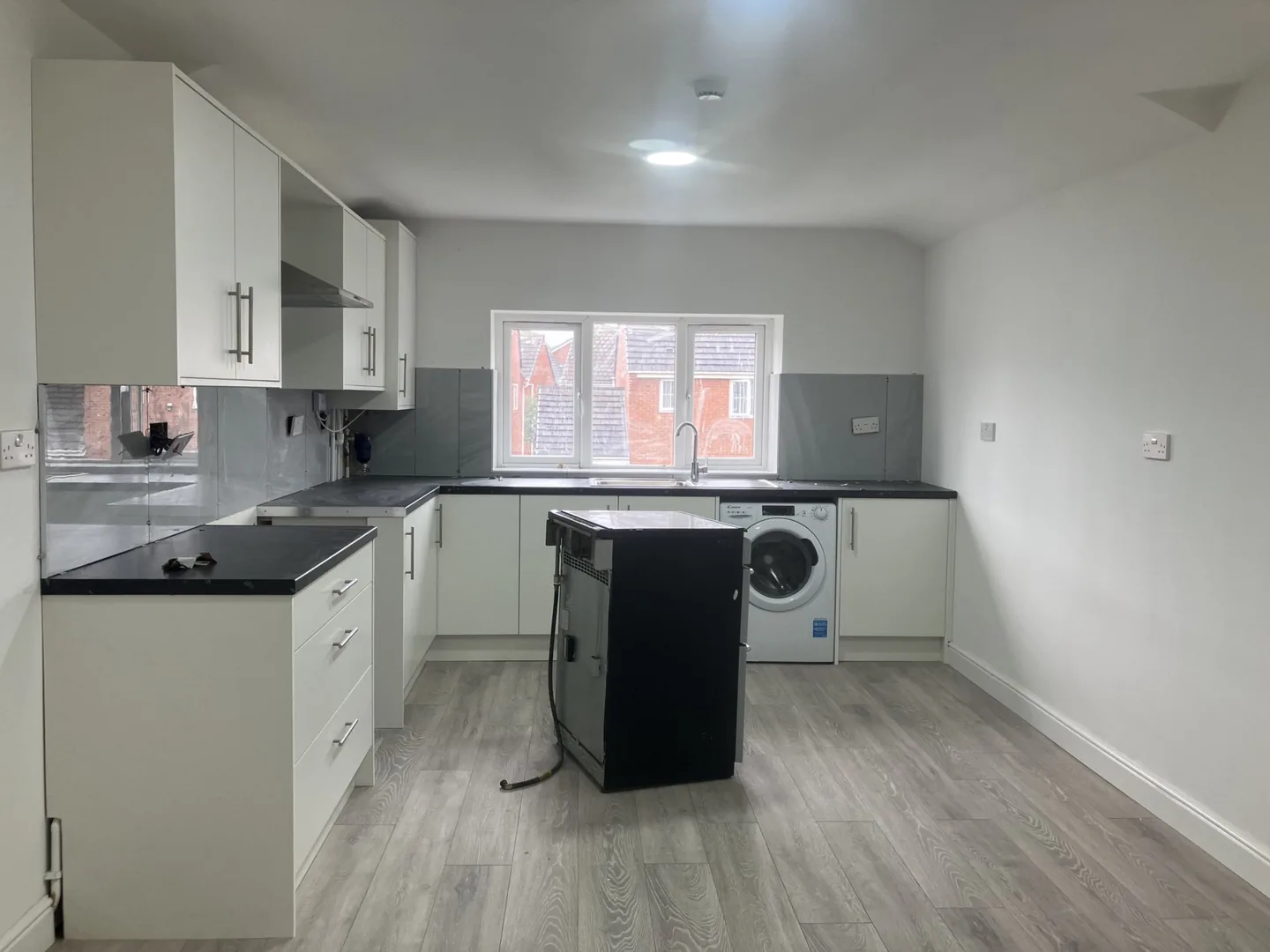 3 Bedroom Flat, 29c Meyrick Road