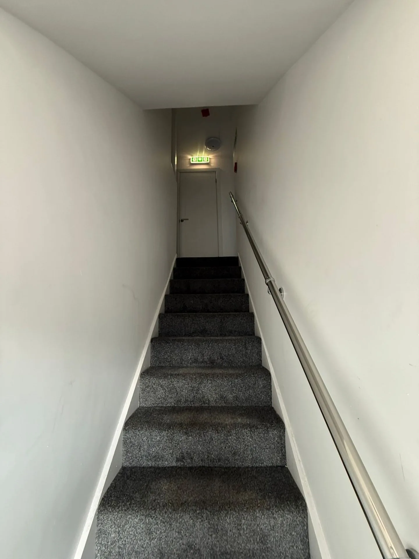 1 Bedroom Room, 75 Smallwood — photo 3