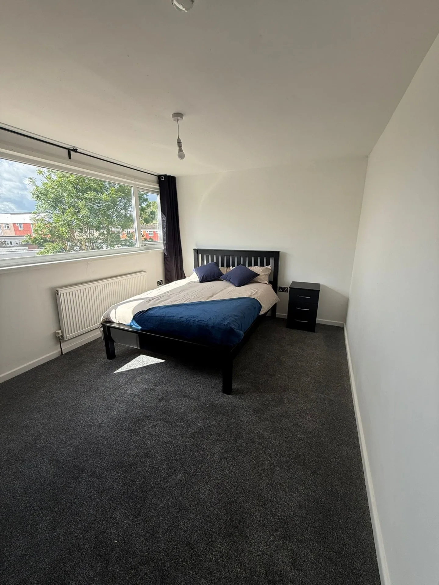 1 Bedroom Room, 75 Smallwood — photo 8
