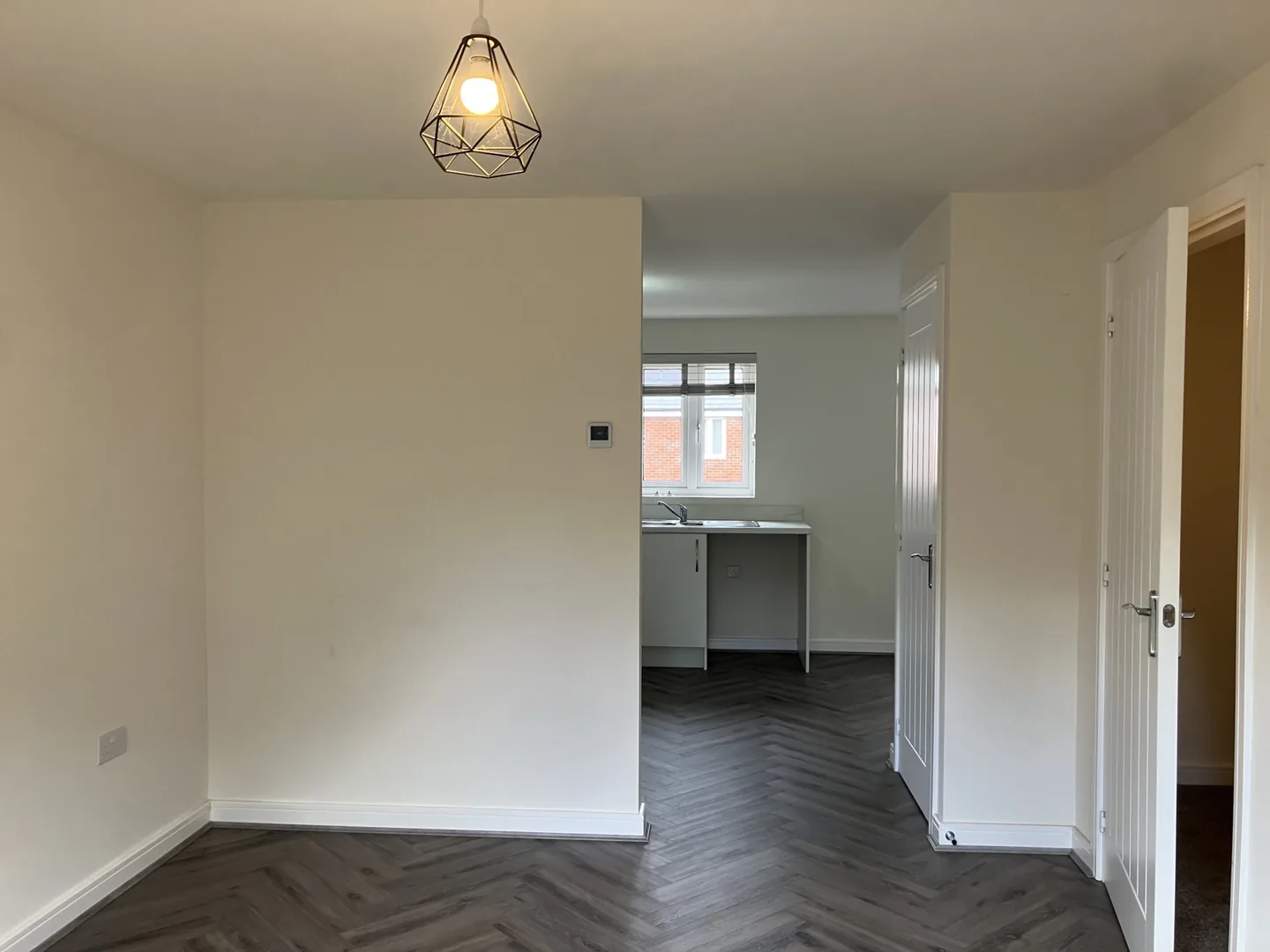 3 Bedroom Town House, 20 Turnstone Way — photo 7
