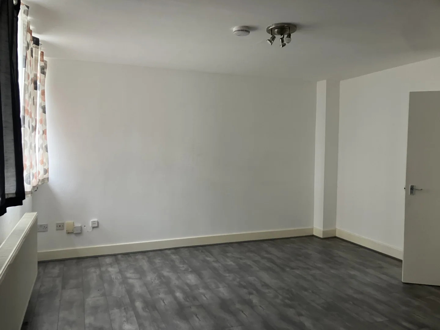 2 Bedroom Flat, Lower Vauxhall Street — photo 5
