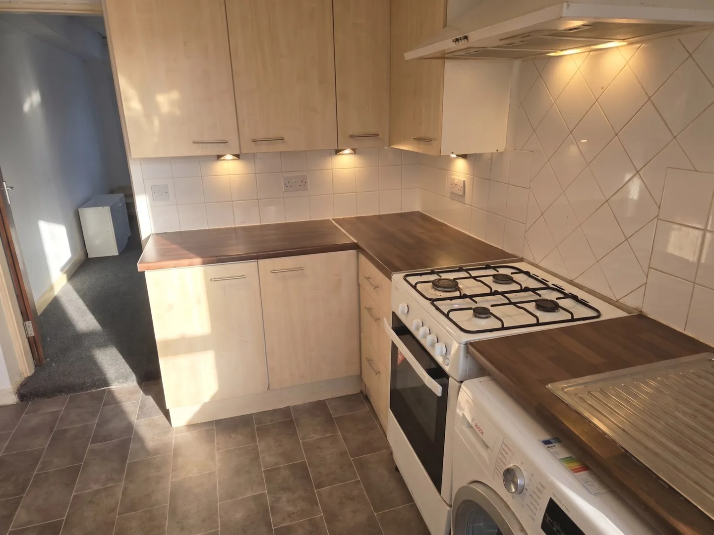 3 Bedroom Flat, Soho Road — photo 3