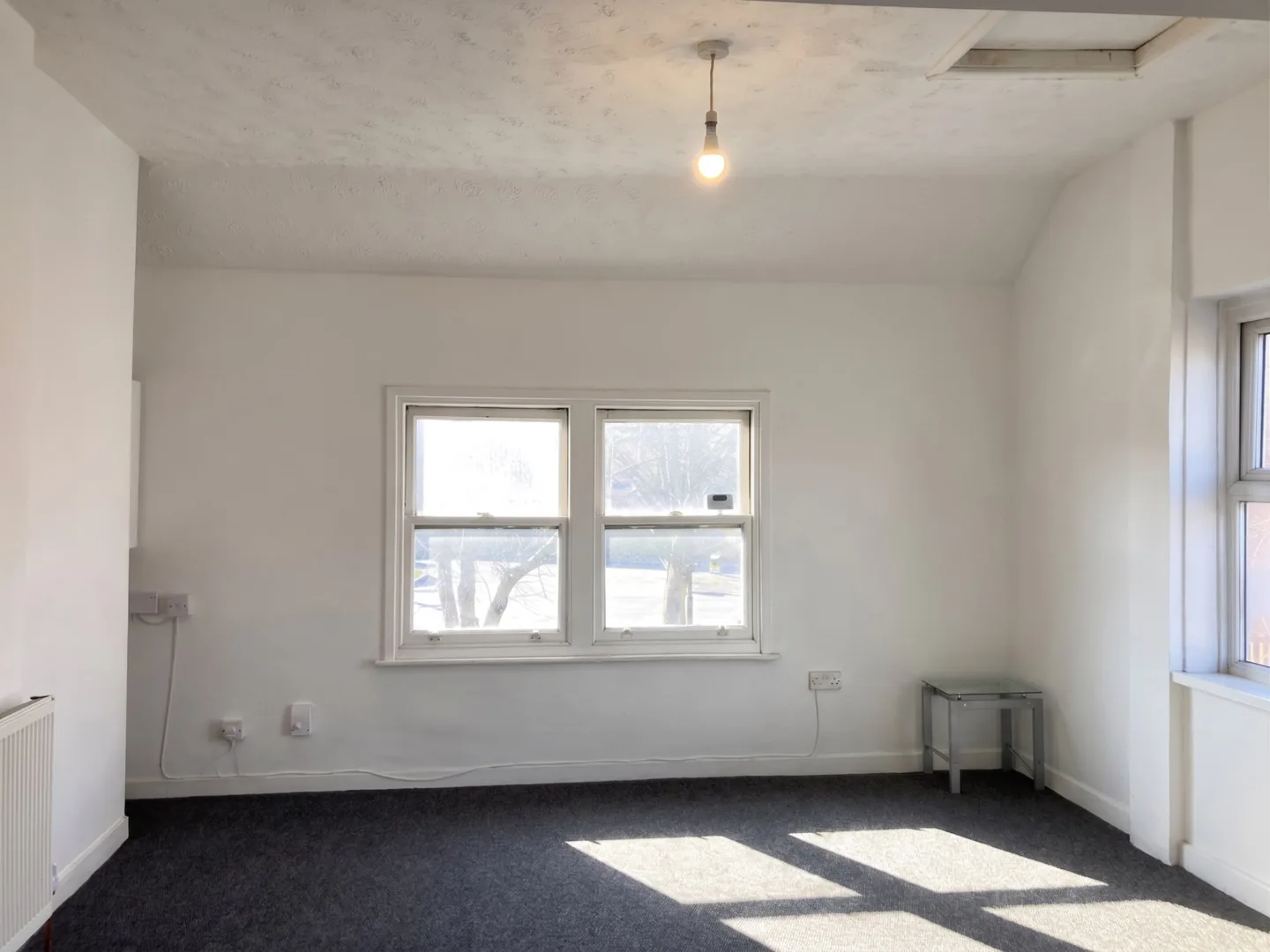 3 Bedroom Flat, 256-258 Newcastle Street — photo 5