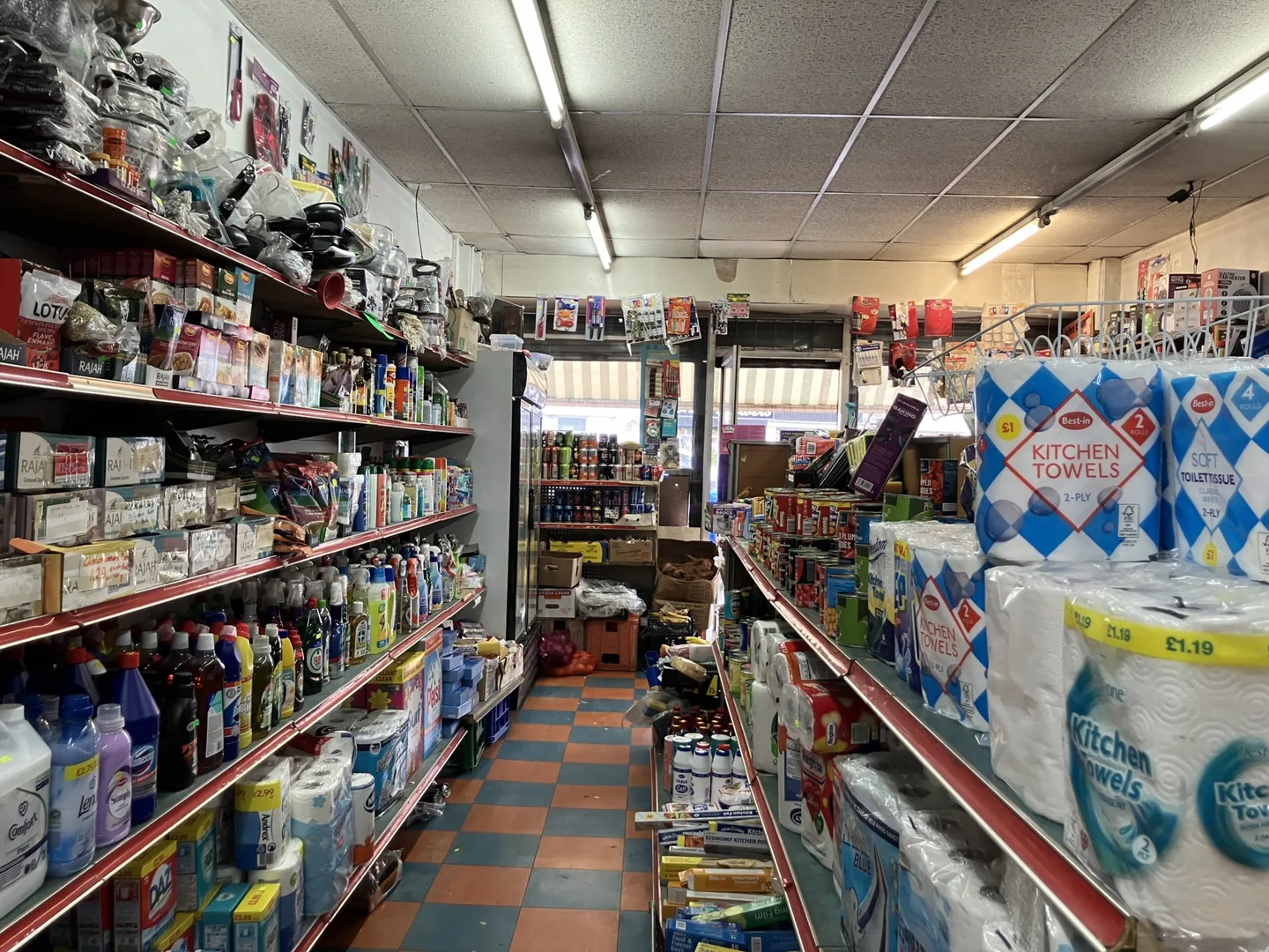Retail, 517 Slade Road — photo 4